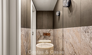 Luxueus, eigentijd gerenoveerd penthouse met panoramisch zeezicht te koop in Sierra Blanca op de Golden Mile, Marbella 804828 