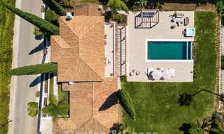 Spaanse villa met een modern interieur en een grote tuin te koop op de New Golden Mile in Benahavis tussen Marbella en Estepona 804874 