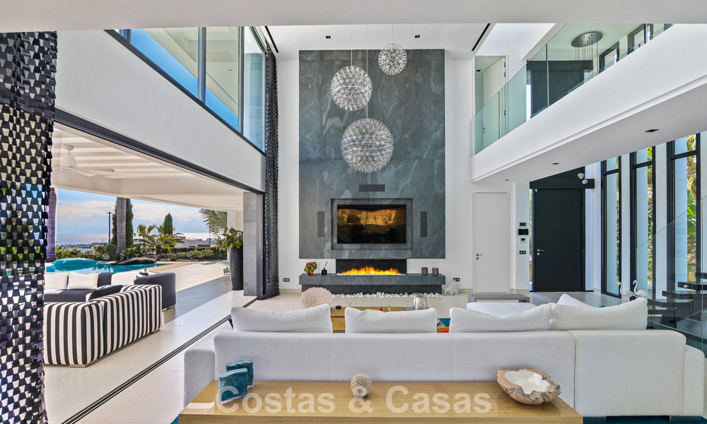 Exclusieve eigentijdse villa met panoramisch zeezicht te koop in Los Flamingos een 5* golfresort in Marbella - Benahavis 804767