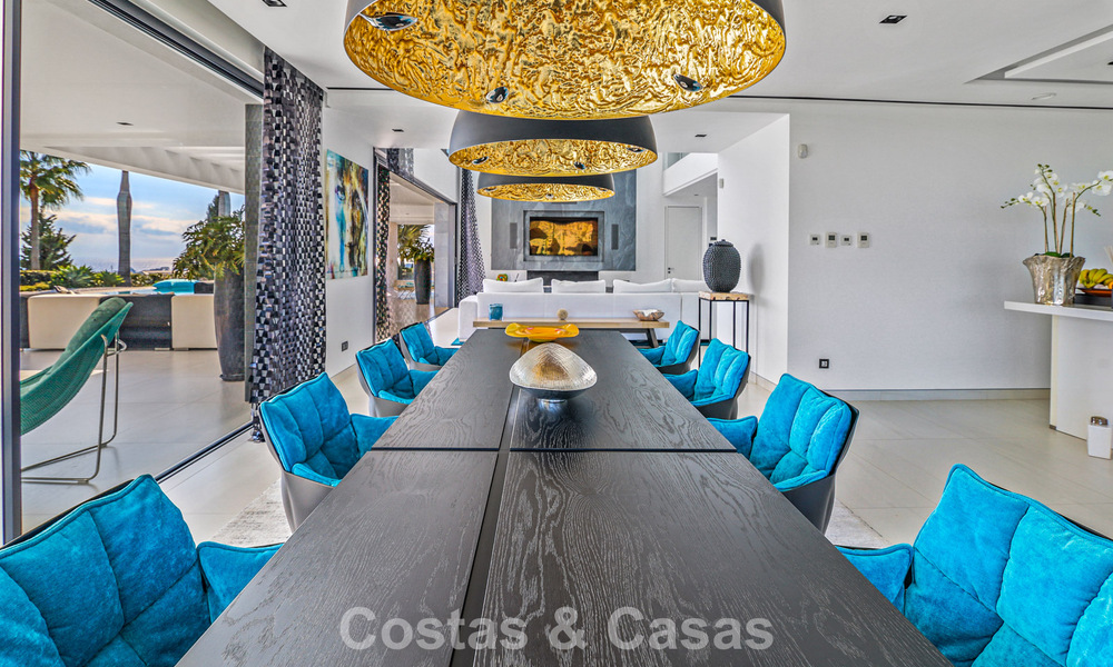 Exclusieve eigentijdse villa met panoramisch zeezicht te koop in Los Flamingos een 5* golfresort in Marbella - Benahavis 804772
