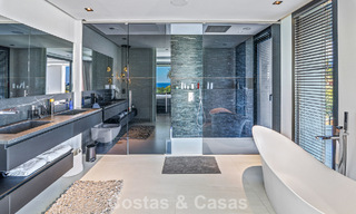 Exclusieve eigentijdse villa met panoramisch zeezicht te koop in Los Flamingos een 5* golfresort in Marbella - Benahavis 804783 