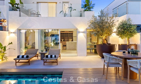 Elegant gerenoveerde rijhuis met privézwembad te koop in Nueva Andalucia, Marbella 804919