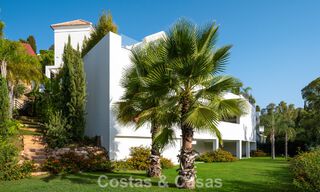 Modern-mediterrane, nieuwe luxevilla te koop in een exclusieve gated community in Marbella - Benahavis 805177 