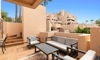Modern penthouse te koop in een eerstelijnsstrandcomplex aan de New Golden Mile tussen Marbella en Estepona 805403 