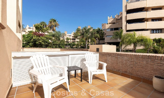 Modern penthouse te koop in een eerstelijnsstrandcomplex aan de New Golden Mile tussen Marbella en Estepona 805408 