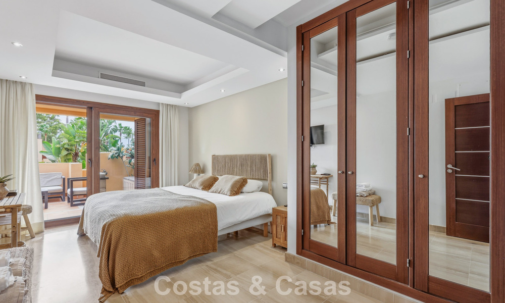 Modern penthouse te koop in een eerstelijnsstrandcomplex aan de New Golden Mile tussen Marbella en Estepona 805413