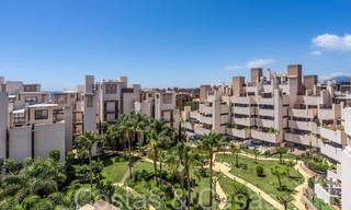 Modern penthouse te koop in een eerstelijnsstrandcomplex aan de New Golden Mile tussen Marbella en Estepona 805457 