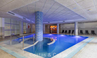 Modern penthouse te koop in een eerstelijnsstrandcomplex aan de New Golden Mile tussen Marbella en Estepona 805475 