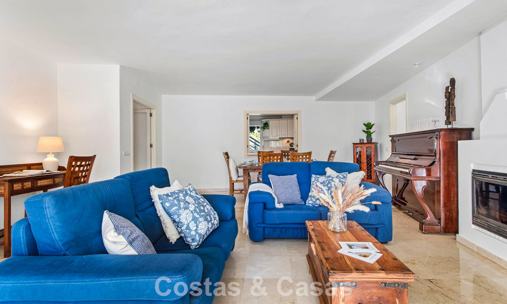 Appartementen te koop in Dominion Beach, een prestigieus eerstelijns strandcomplex, New Golden Mile, Marbella - Estepona 805379