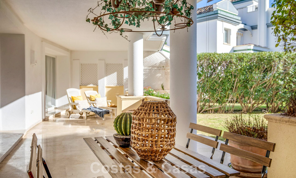 Appartementen te koop in Dominion Beach, een prestigieus eerstelijns strandcomplex, New Golden Mile, Marbella - Estepona 805388