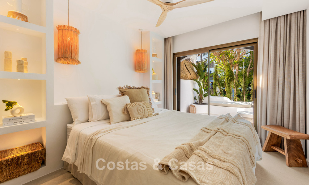Appartementen te koop in een eerstelijns strandcomplex in Elviria, Oost-Marbella 805123