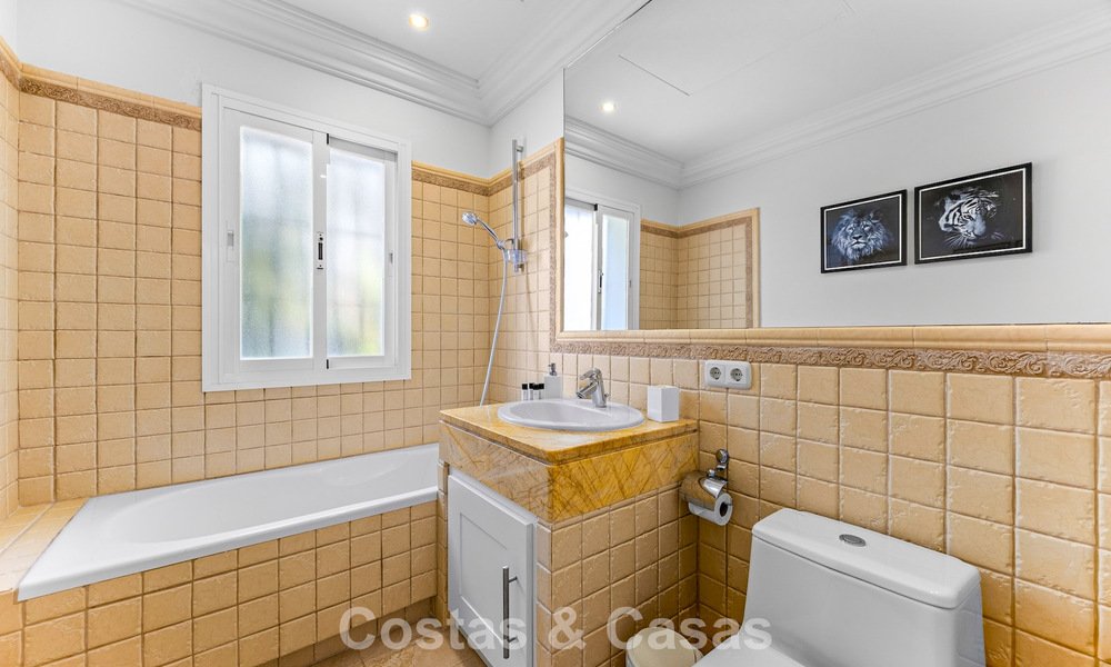 Royale, Mediterrane luxevilla te koop aan de golfbaan in La Quinta, Marbella - Benahavis 805546