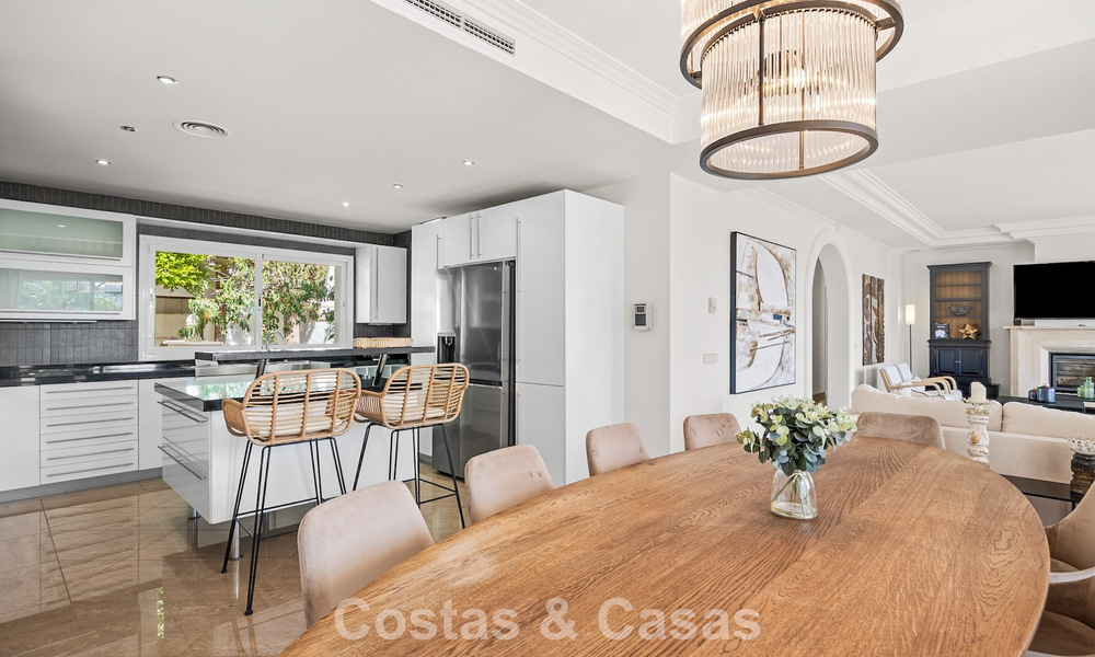 Royale, Mediterrane luxevilla te koop aan de golfbaan in La Quinta, Marbella - Benahavis 805567