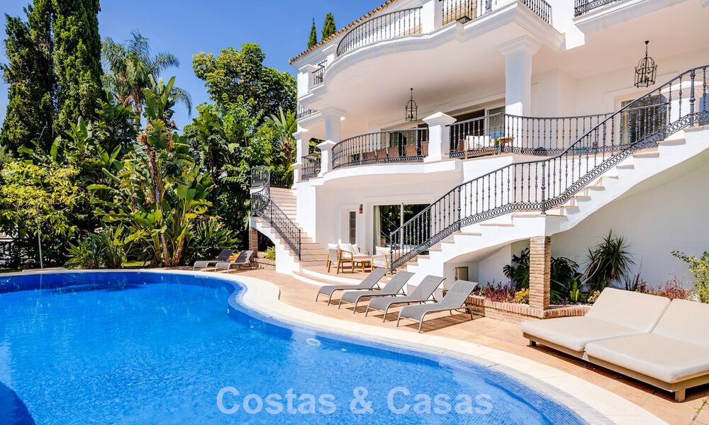 Royale, Mediterrane luxevilla te koop aan de golfbaan in La Quinta, Marbella - Benahavis 805570
