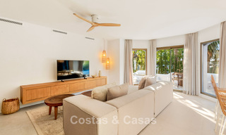 Appartementen te koop in “Golden Beach” een eerstelijns strandcomplex in Elviria, Oost-Marbella 805255 