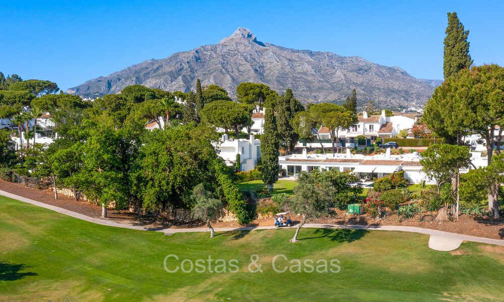 Huizen te koop in “Peña Blanca”, een 24u beveiligde urbanisatie omgeven door de Aloha golfbaan in Nueva Andalucía, Marbella 805204