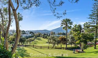 Huizen te koop in “Peña Blanca”, een 24u beveiligde urbanisatie omgeven door de Aloha golfbaan in Nueva Andalucía, Marbella 805228 