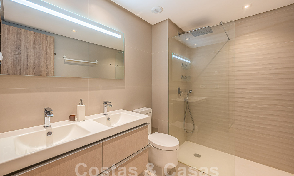Moderne luxe appartementen te koop met zeezicht in Botanic, een beveiligde urbanisatie in Benahavis - Marbella 805491