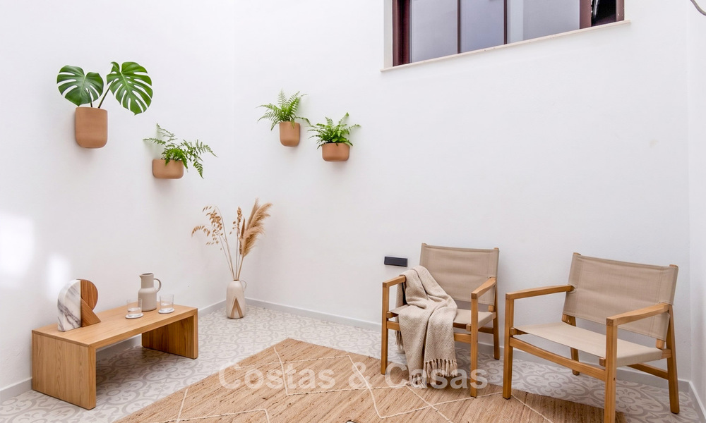 5 exclusieve geschakelde woningen te koop in het charmant oud-centrum van Estepona 805613