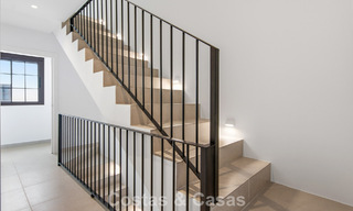 5 exclusieve geschakelde woningen te koop in het charmant oud-centrum van Estepona 805616 
