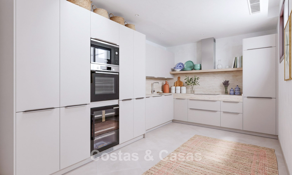 5 exclusieve geschakelde woningen te koop in het charmant oud-centrum van Estepona 805635