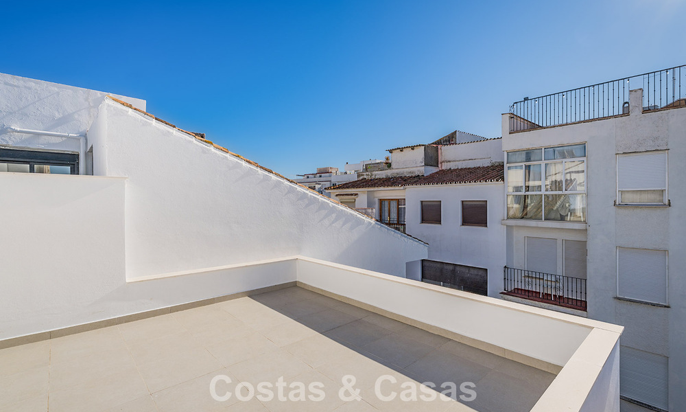5 exclusieve geschakelde woningen te koop in het charmant oud-centrum van Estepona 805649