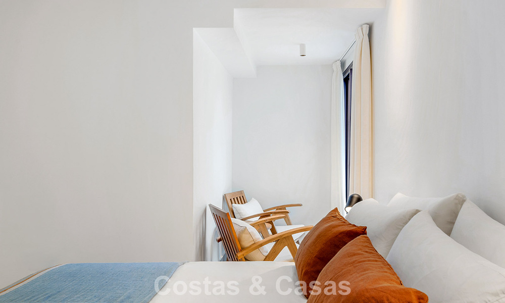 5 exclusieve geschakelde woningen te koop in het charmant oud-centrum van Estepona 805654