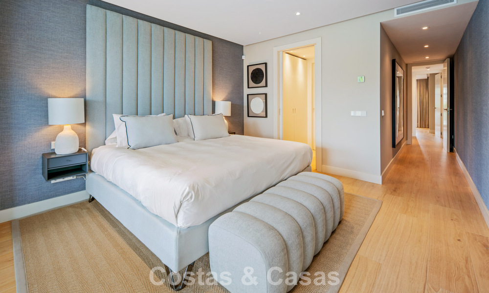 Luxueus gerenoveerd 3-slaapkamer appartement te koop in Puente Romano, op Marbella’s Golden Mile 805745
