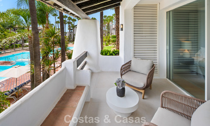 Luxueus gerenoveerd 3-slaapkamer appartement te koop in Puente Romano, op Marbella’s Golden Mile 805747