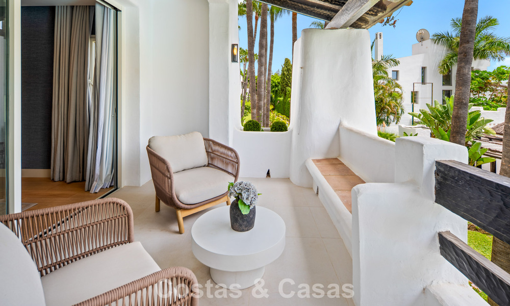 Luxueus gerenoveerd 3-slaapkamer appartement te koop in Puente Romano, op Marbella’s Golden Mile 805749