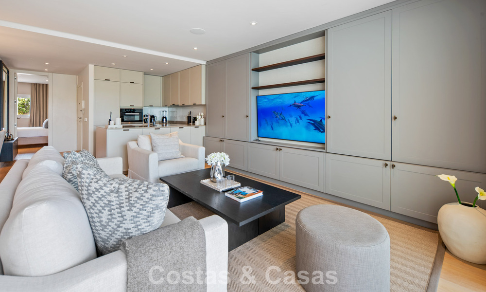 Luxueus gerenoveerd 3-slaapkamer appartement te koop in Puente Romano, op Marbella’s Golden Mile 805762