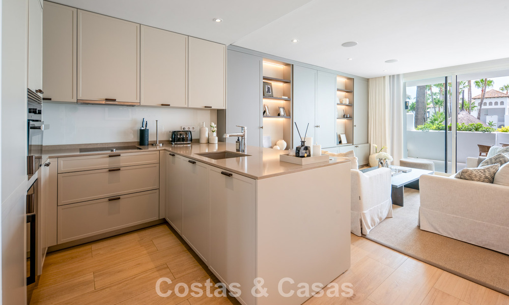 Luxueus gerenoveerd 3-slaapkamer appartement te koop in Puente Romano, op Marbella’s Golden Mile 805769