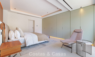 Luxueuze, gelijkvloerse villa met verwarmd zwembad te koop, beachside nabij Puerto Banus en San Pedro, Marbella 805808 
