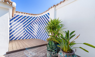 Luxueuze, gelijkvloerse villa met verwarmd zwembad te koop, beachside nabij Puerto Banus en San Pedro, Marbella 805833 
