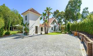 Luxueuze, gelijkvloerse villa met verwarmd zwembad te koop, beachside nabij Puerto Banus en San Pedro, Marbella 805839 