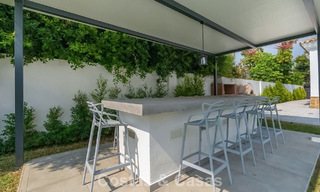 Moderne Spaanse villa met een groot zwembad te koop in Nueva Andalucia, Marbella 805935 