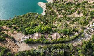 Luxe totaalrenovatieproject met privé-schiereiland en panoramisch zicht op het meer te koop in Istan, Marbella 805841 
