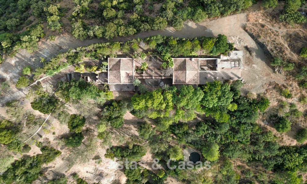 Luxe totaalrenovatieproject met privé-schiereiland en panoramisch zicht op het meer te koop in Istan, Marbella 805842