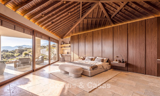 Luxe totaalrenovatieproject met privé-schiereiland en panoramisch zicht op het meer te koop in Istan, Marbella 805858 