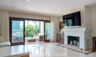 Ruime, Andalusische villa met zeezicht te koop in El Rosario, ten oosten van Marbella centrum 805955 