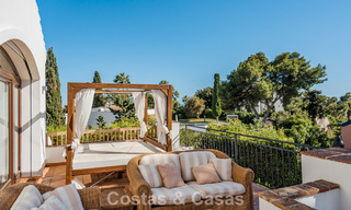 Ruime, Andalusische villa met zeezicht te koop in El Rosario, ten oosten van Marbella centrum 805970 