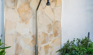 Ruime, Andalusische villa met zeezicht te koop in El Rosario, ten oosten van Marbella centrum 805977 