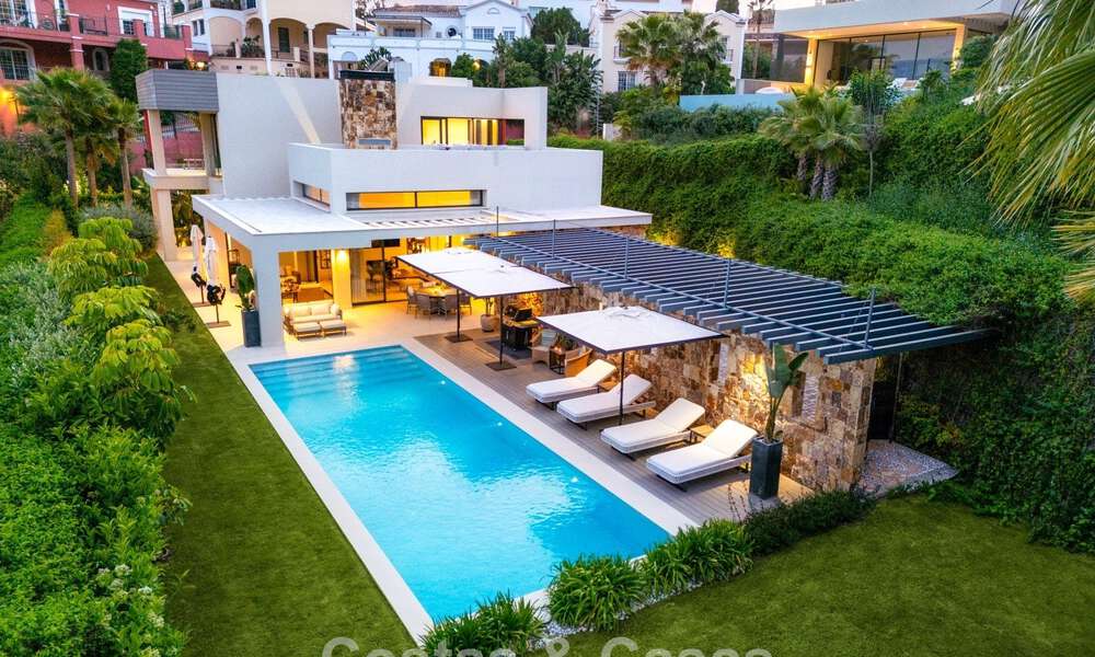 Luxe moderne villa met zeezicht te koop in Nueva Andalucia’s golfvallei, Marbella 806063