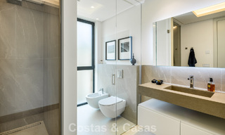 Luxe moderne villa met zeezicht te koop in Nueva Andalucia’s golfvallei, Marbella 806082 