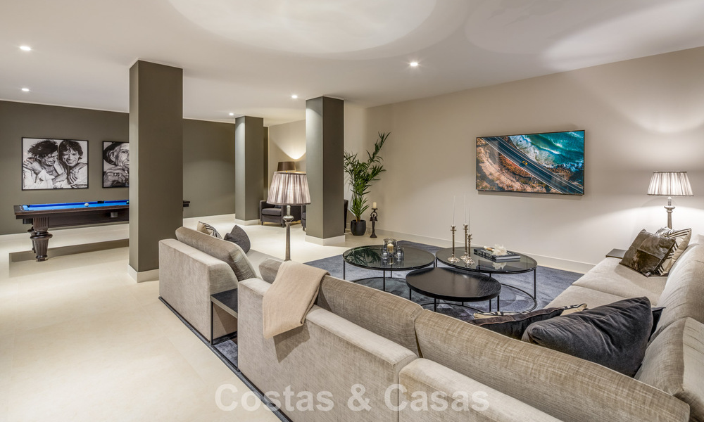 Luxe moderne villa met zeezicht te koop in Nueva Andalucia’s golfvallei, Marbella 806085