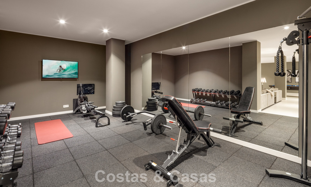 Luxe moderne villa met zeezicht te koop in Nueva Andalucia’s golfvallei, Marbella 806086