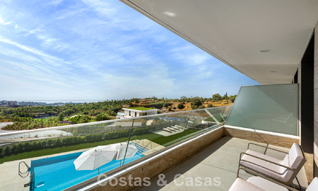 Nieuw duplex appartement met panoramisch zeezicht te koop op de New Golden Mile tussen Marbella en Estepona 806113