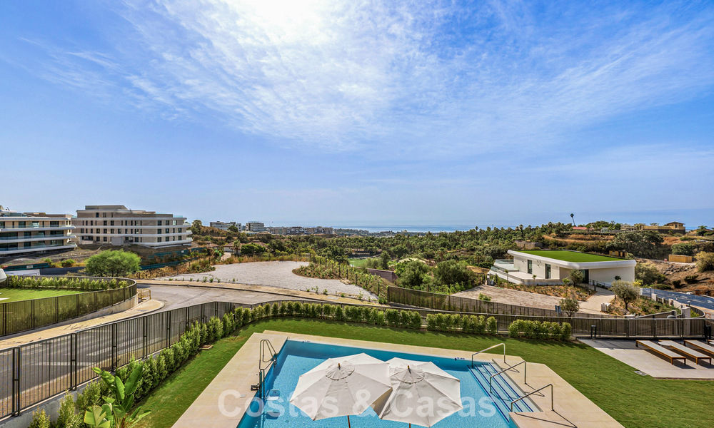 Nieuw duplex appartement met panoramisch zeezicht te koop op de New Golden Mile tussen Marbella en Estepona 806114