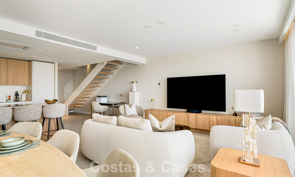 Nieuw duplex appartement met panoramisch zeezicht te koop op de New Golden Mile tussen Marbella en Estepona 806117