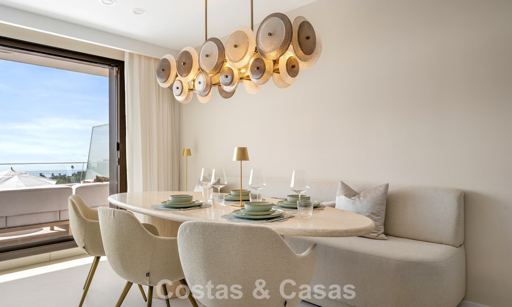 Nieuw duplex appartement met panoramisch zeezicht te koop op de New Golden Mile tussen Marbella en Estepona 806129